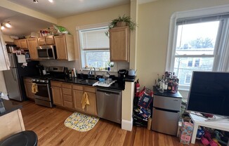 4 beds, 1.5 baths, $5,000, Unit 2