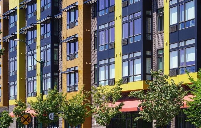 2 beds, 2 baths, 970 sqft, $2,150, Unit 301