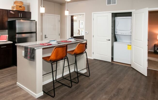 1 bed, 1 bath, 717 sqft, $1,675, Unit 406