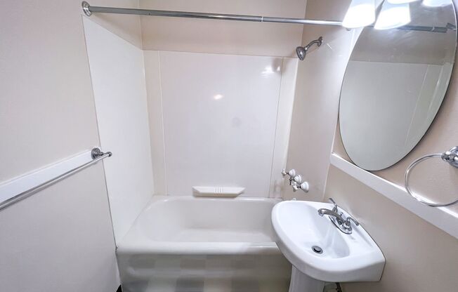 Studio, 1 bath, 440 sqft, $1,495, Unit 306