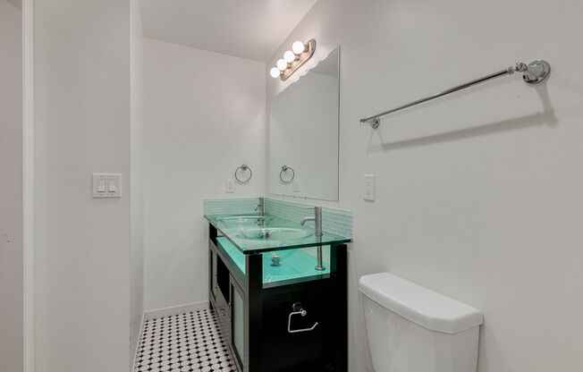 22nd Street Apartments 3015