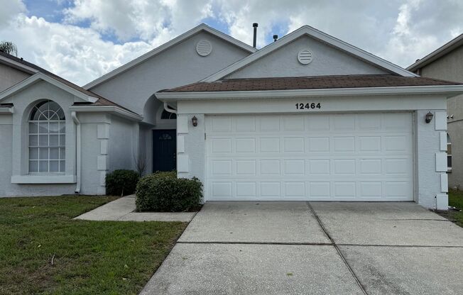 Large 3 Bedroom, 2 Bathroom Single Family Home