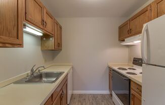 2 beds, 1 bath, $1,350, Unit Apartment 5