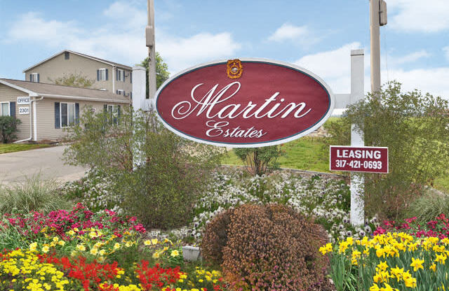 sign at Martin Estates Apartments, Shelbyville