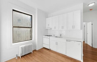 1 bed, 1 bath, $2,995, Unit 32