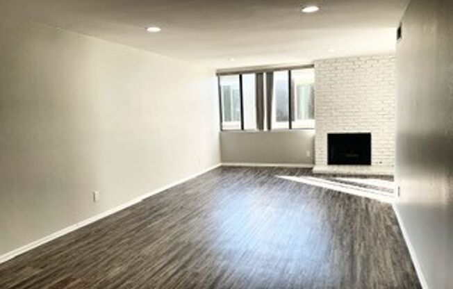 1 bed, 1 bath, 900 sqft, $2,495, Unit 209