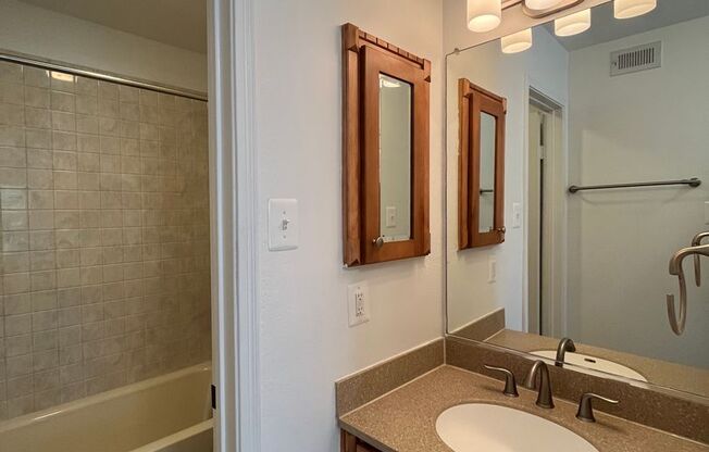 2 beds, 2 baths, $2,450