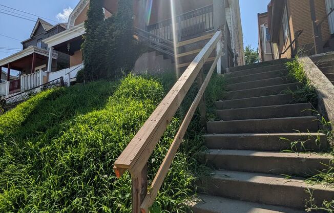 447 Hays Ave Pittsburgh PA 15210