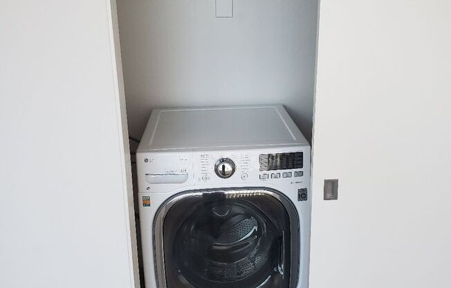 ******1836 Columbia Street