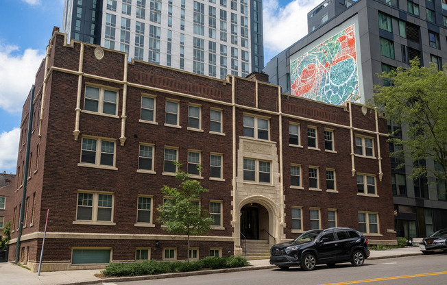 Studio, 1 bath, 250 sqft, $950, Unit 100