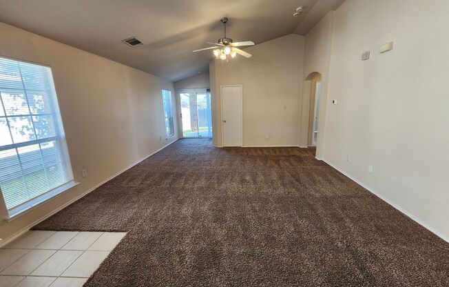 Charming 3 Bedroom Home In Alexandra Meadows