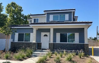 1251 W HIGHLAND