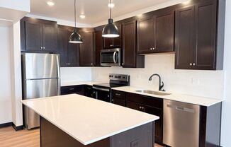 1 bed, 1 bath, 701 sqft, $1,295, Unit 203