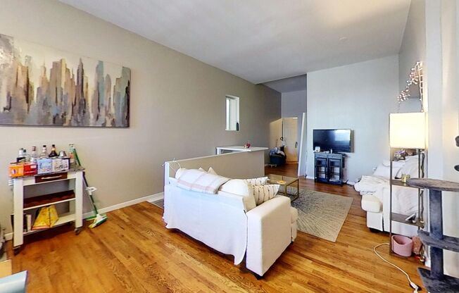 Large Duplexed Southport Corridor Two Bed/Two Bath