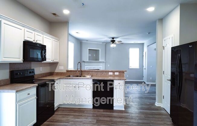 16127 CIRCLEGREEN DR