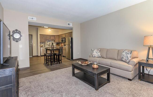 1 bed, 1 bath, 821 sqft, $1,475