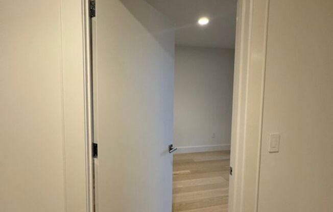 1 bed, 1 bath, 600 sqft, $2,495, Unit 53