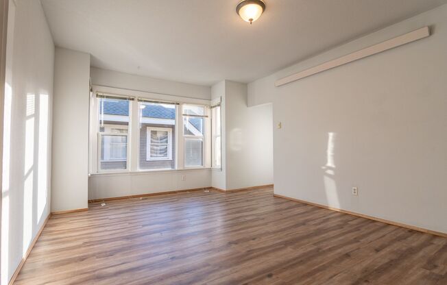 5114 N Williams