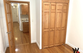 76 E 7 ST