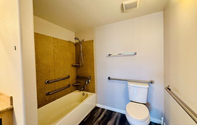 1 bed, 1 bath, $1,225, Unit # 1155