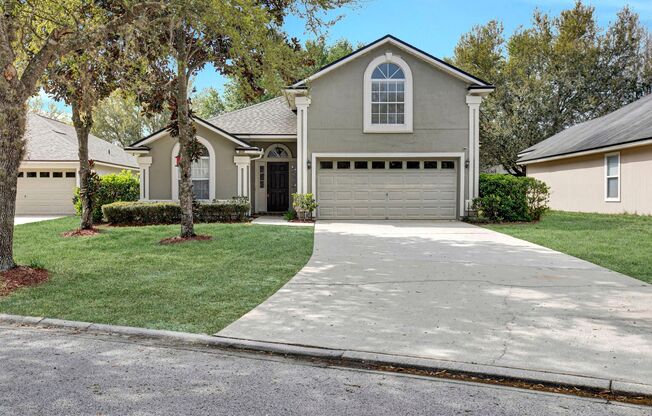 Renovated 5 bedroom/3 bathroom home in World Golf Village!