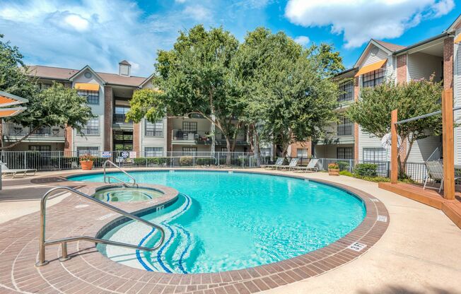 1 bed, 1 bath, 585 sqft, $946, Unit 6305