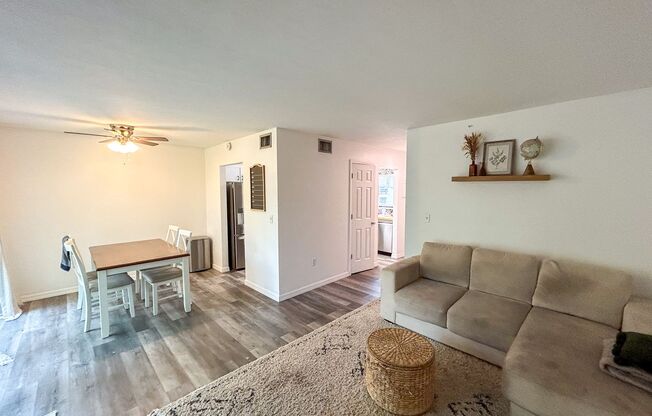 1038 SW 6th Drive Unit A - Pet Friendly!