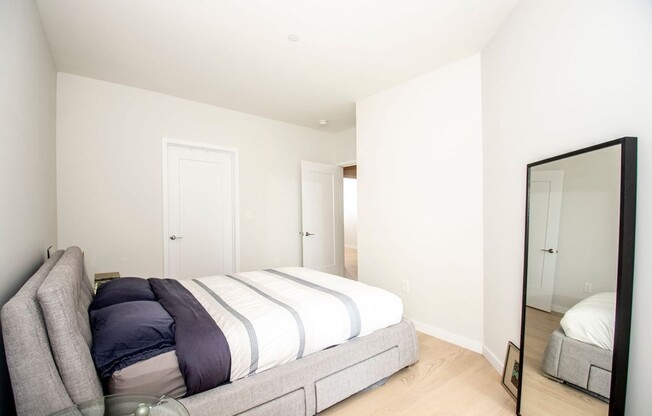 3 beds, 2 baths, 1,339 sqft, $6,250, Unit 323