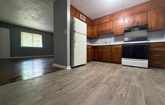 3340 Pinewood