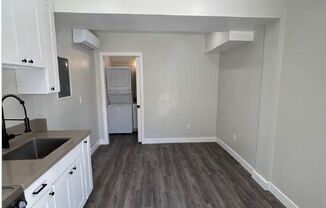 Studio, 1 bath, $1,595, Unit Unit 4 ADU