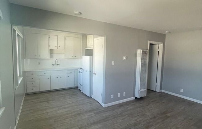 335 - 2033 Beatrice Ct