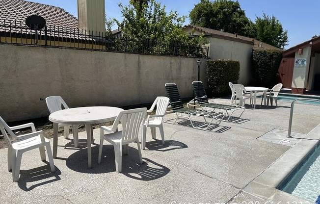 541 SAN VICENTE CT