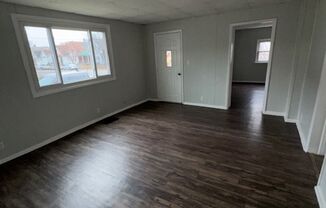 2 beds, 1 bath, $925