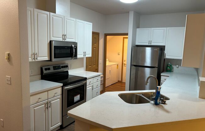3 Bed, 2 Bath Condo with in Cascade-Fairwood neighborhood of Renton, $2,925/month.