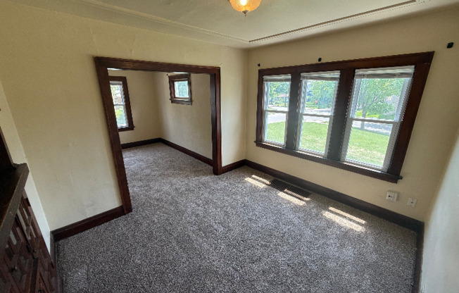 1817 1819 N 36 ST