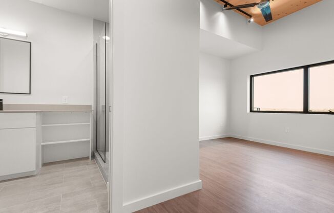 2 beds, 2 baths, 910 sqft, $1,867, Unit 312
