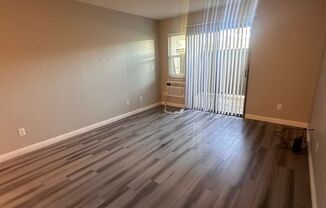 2 beds, 2 baths, 900 sqft, $2,895, Unit 111