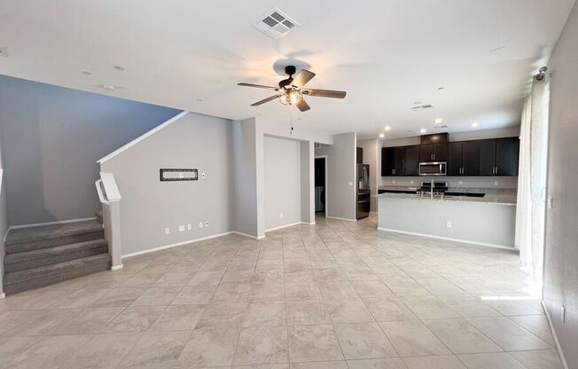 3145 UMBRIA HLS WALK