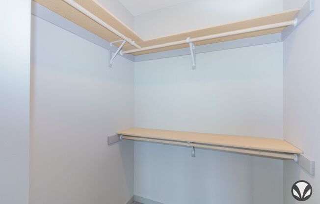 2 beds, 2 baths, 1,043 sqft, $1,665, Unit YH-3042