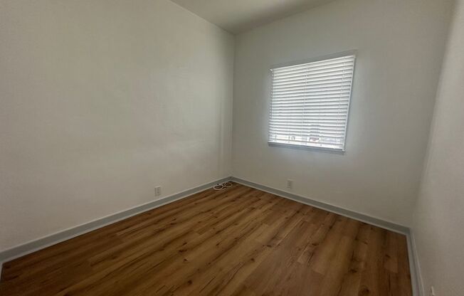 1 bed, 1 bath, $1,695, Unit 10