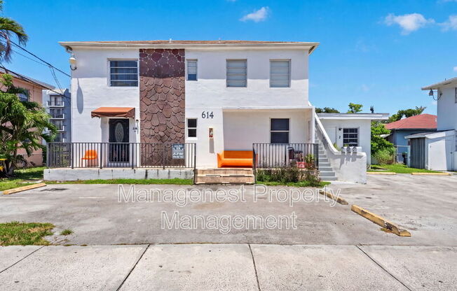 614 SW 19 AVE