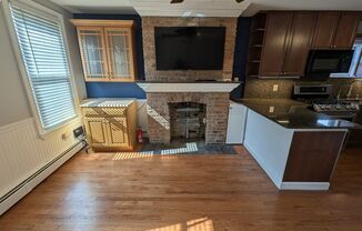 466 MONMOUTH ST