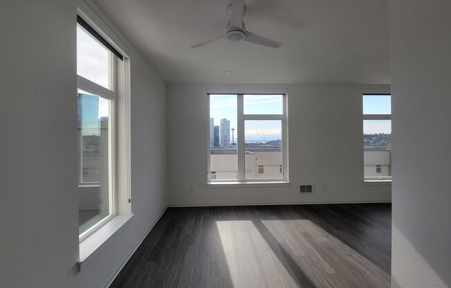 Studio, 1 bath, 403 sqft, $1,590, Unit 520
