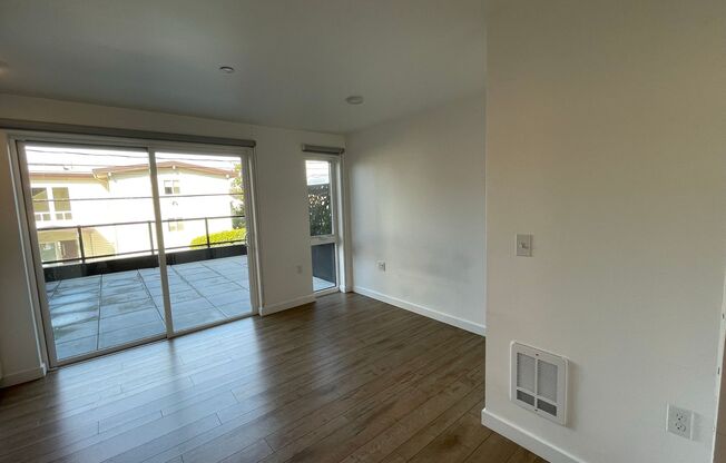 Studio, 1 bath, 260 sqft, $1,308, Unit L02