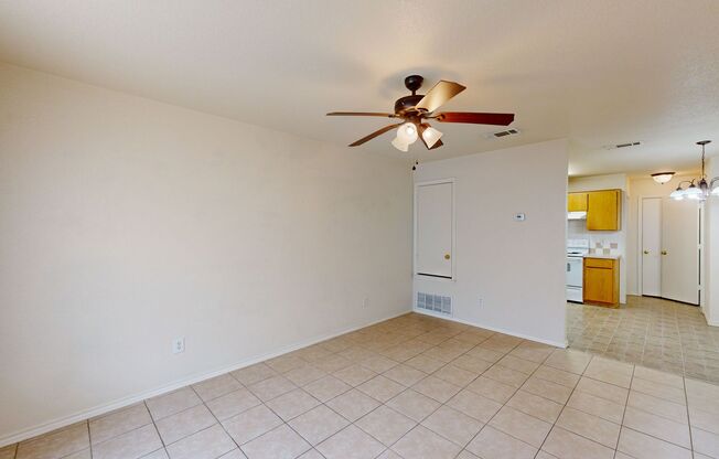 2 WEEKS FREE, PRICE IMPROVEMENT $795 IN A TOWNHOUSE BY FORT CAVAZOS!