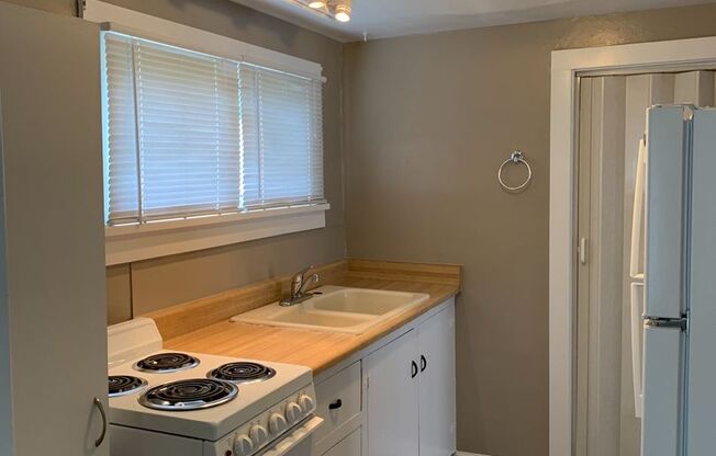 Lovely 1 Bedroom 1 Bathroom home