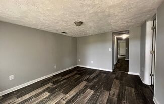 3 beds, 1 bath, $1,050