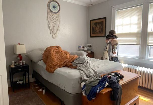 2 beds, 1 bath, 1,500 sqft, $1,850, Unit 810-202