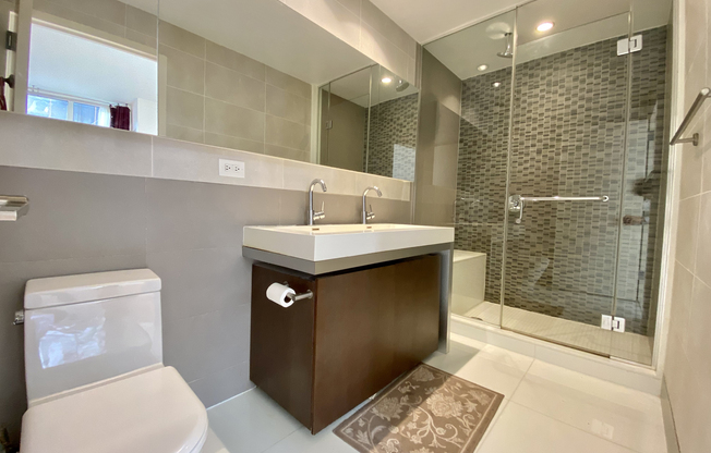 2 beds, 2 baths, 1,024 sqft, $8,500, Unit 5U
