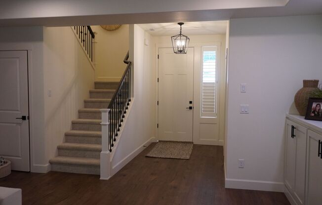 Beautiful Heritage Home built by New Tradition Homes for Lease - 8400 NE 168th Ave
